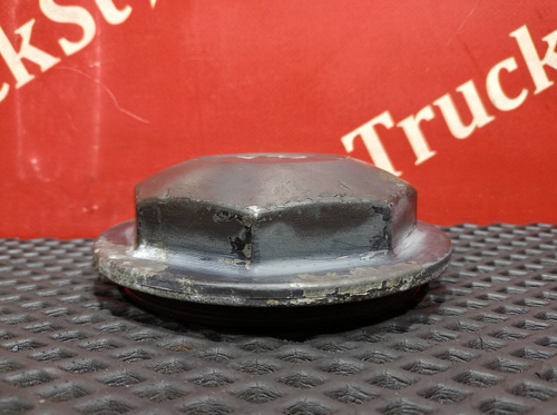 Крышка ступицы передней