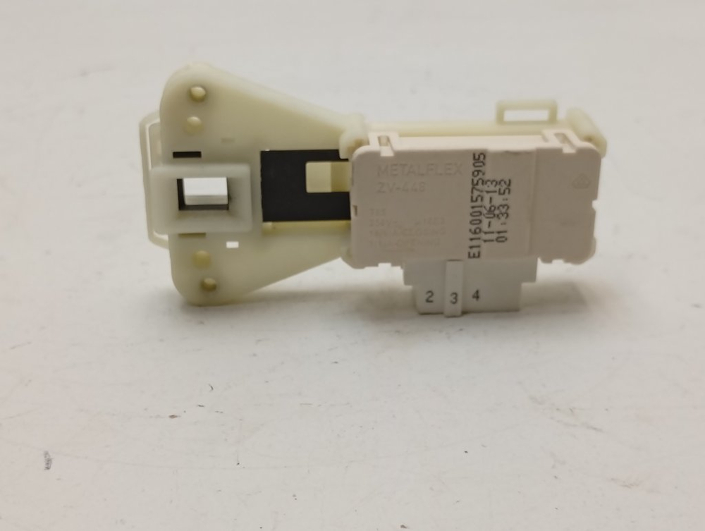 IWUB4085CIS кт59 Блокировка люка для стиральной машины Indesit 16001575905 б/у