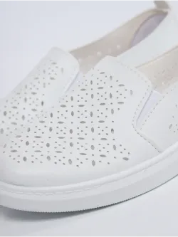 Мокасины летние с перфорацией