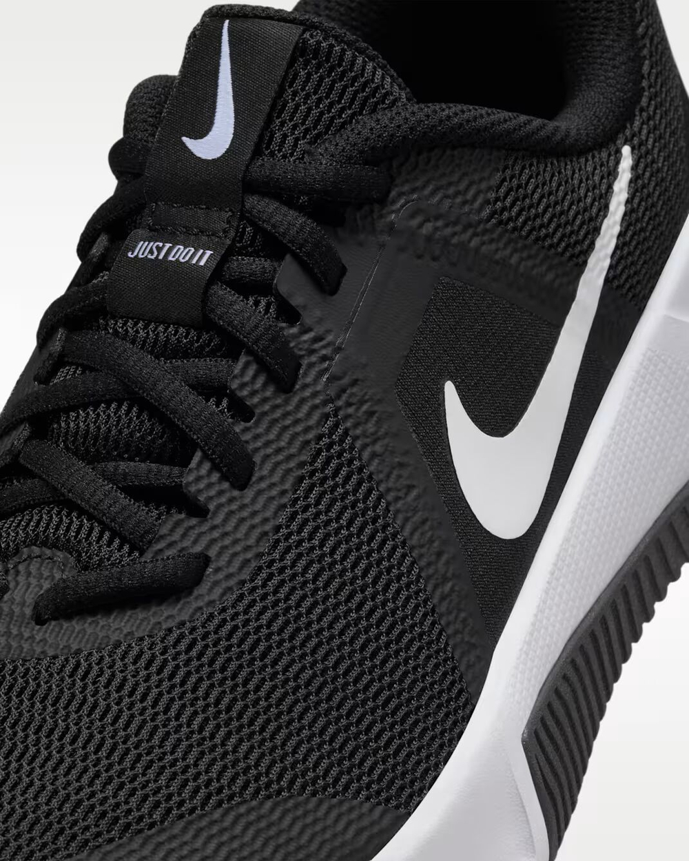 Nike MC Trainer 3 Женские кроссовки для тренировок - NIKE