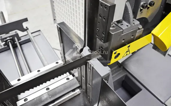 Автоматический ленточнопильный станок Bomar Proline 520.450 A