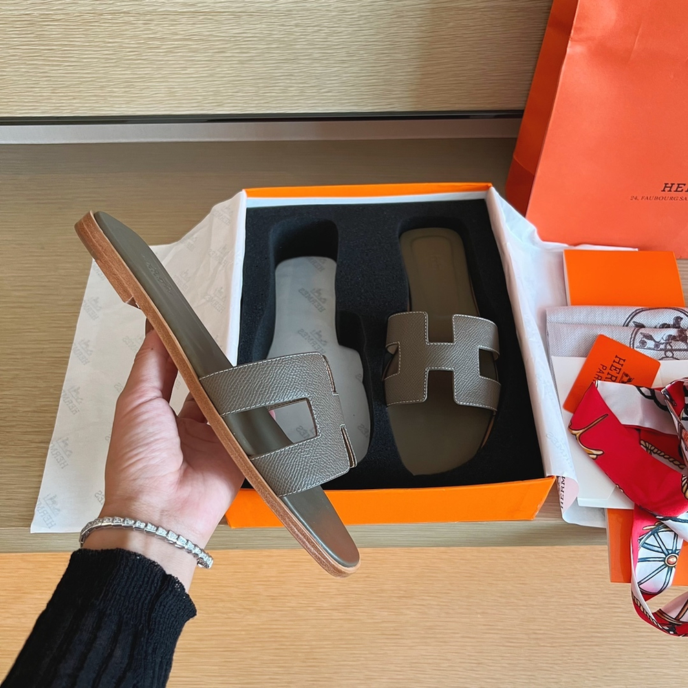 Hermes Oran Sandal