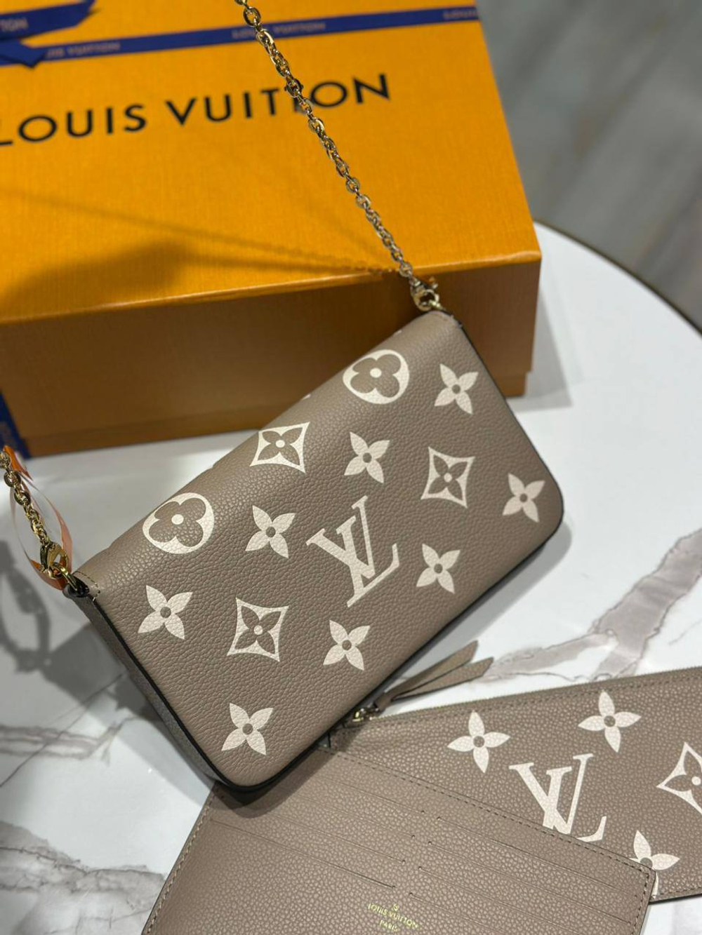 Сумка Louis Vuitton