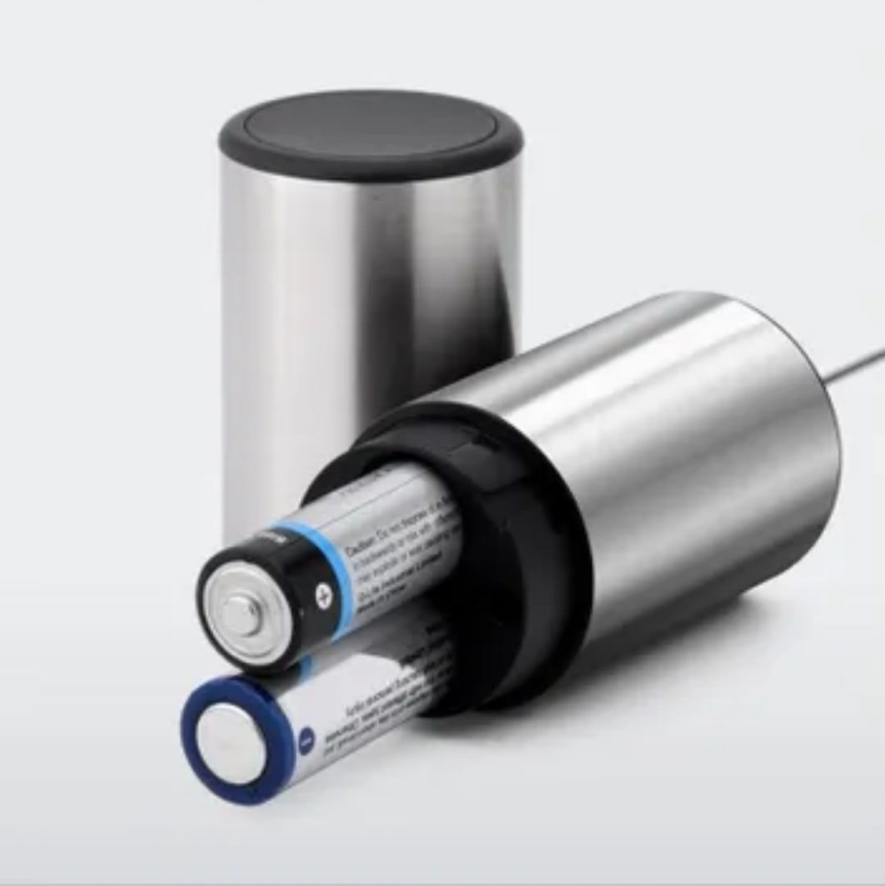 Металлический электовенчик в стальном корпусе( 2 АА)