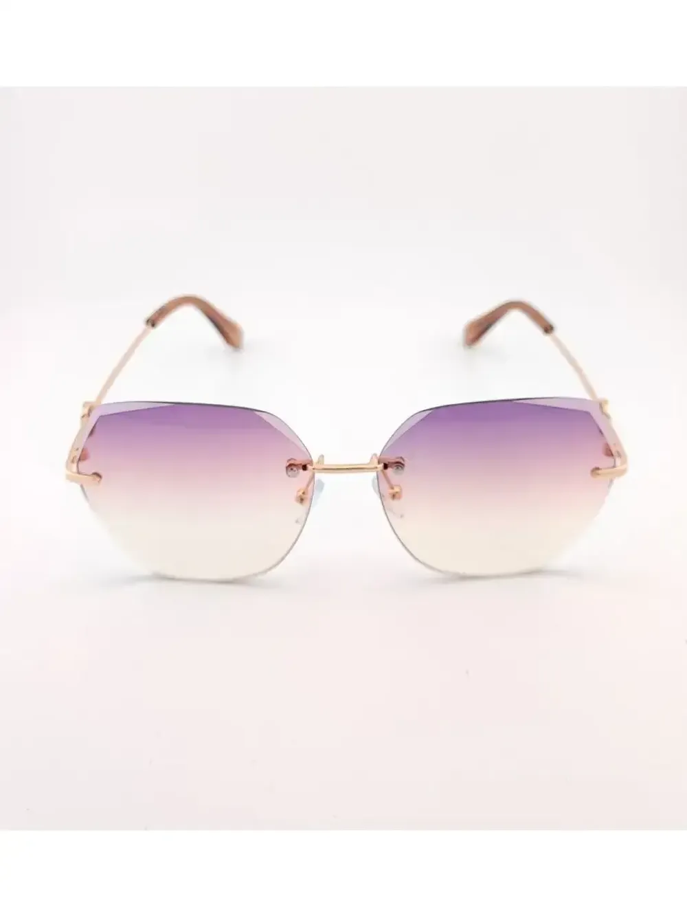 Очки солнцезащитные