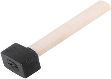 Кувалда литая в сборе, деревянная ручка  3 кг