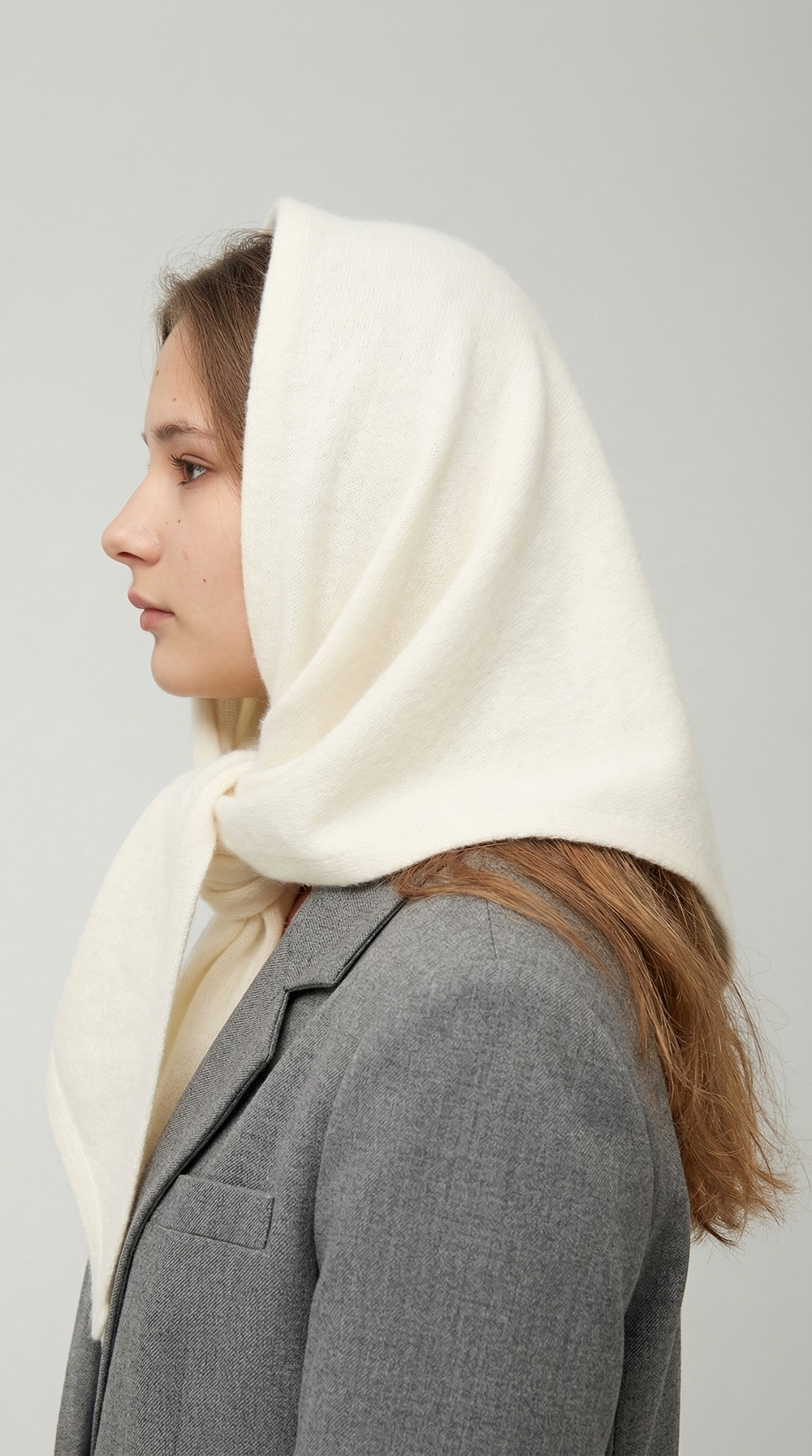 Оренбургский платок-косынка К820-02 экрю