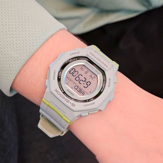 Наручные часы Casio GMD-B300-3D
