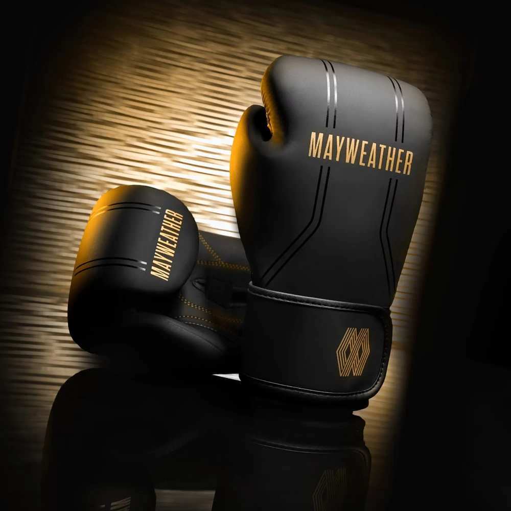 Боксёрские перчатки Hayabusa Mayweather Contender black/gold