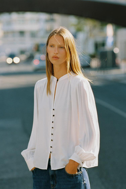 ZARA РУБАШКА С ПОДПЛЕЧНИКАМИ, ЖЕЛТОВАТО-БЕЛЫЙ