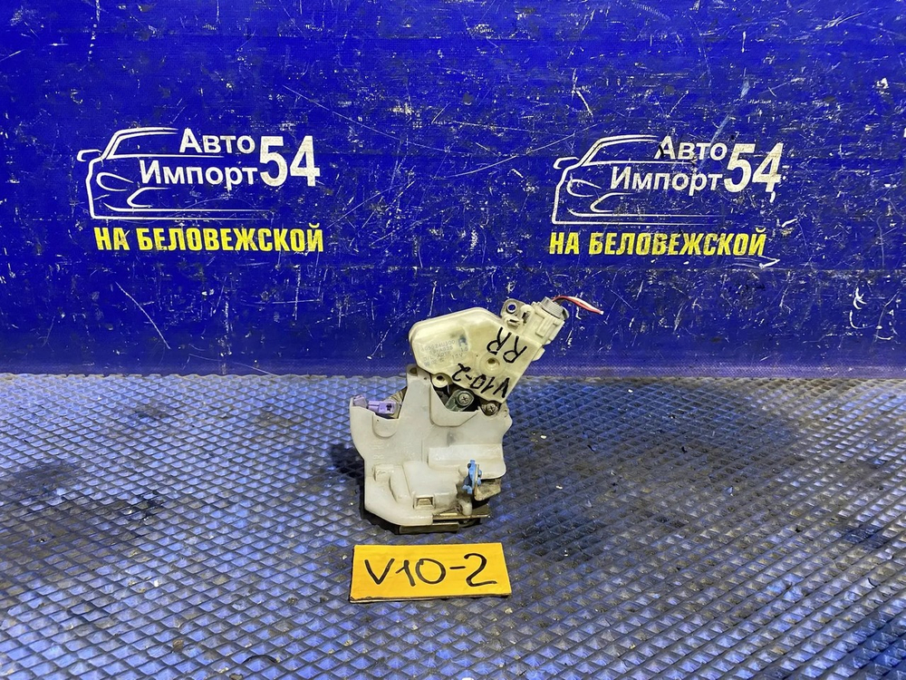 Замок двери задней правой NISSAN TINO 2001