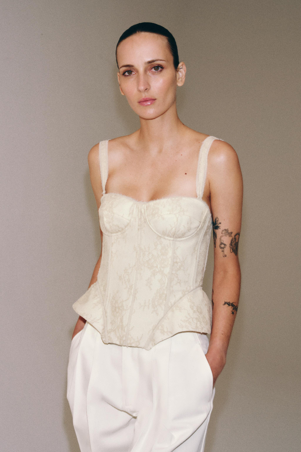 ZARA ТОП-КОРСЕТ С КРУЖЕВОМ — ZW COLLECTION, ЭКРЮ
