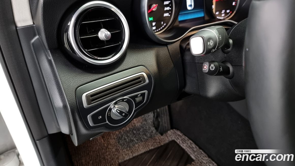 Mercedes-Benz C-Class W205 C200 Avangarde (08.2020)