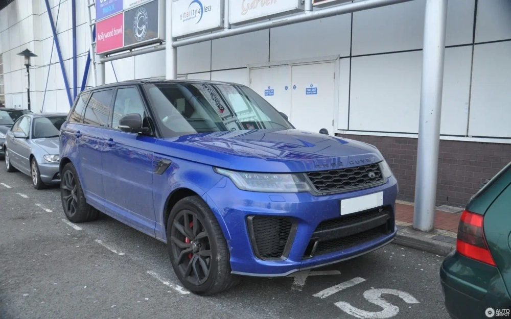 Обвес в стиле SV для Range Rover Sport РЕСТАЙЛИНГ 2018+ Лэнд Ровер Спорт