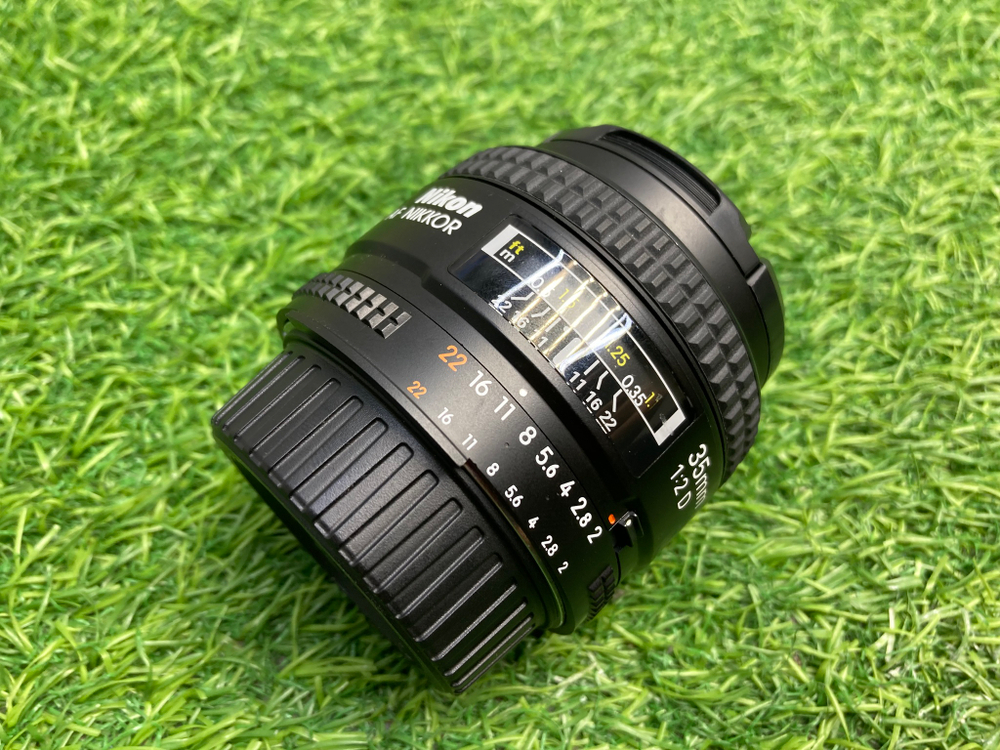 Nikon 35mm 2D AF Nikkor