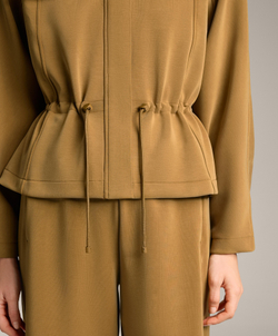 Oysho Укороченная куртка с регулируемой талией из модала с начесом, оливковый