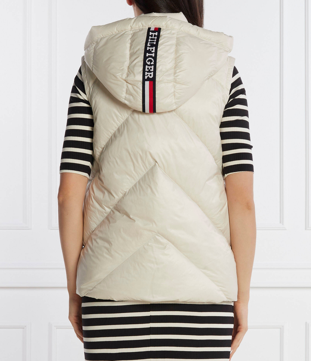 Пуховая безрукавка CHEVRON LW DOWN Tommy Hilfiger - экрю(WW0WW41177)