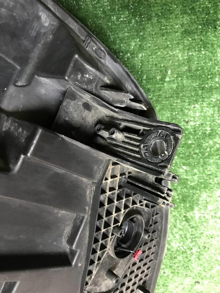 Фара правая BMW X5 F15, X6 F16 (2013-2018) ксенон