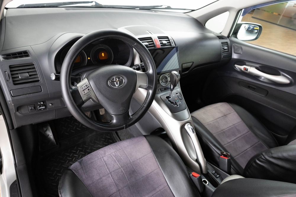 Toyota Auris, 2007 год