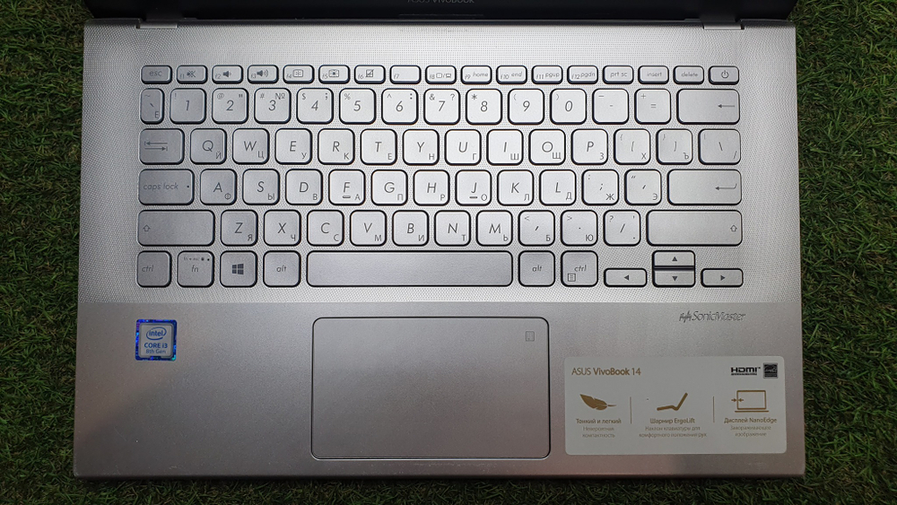 Ноутбук ASUS i3-8/4Gb/FHD