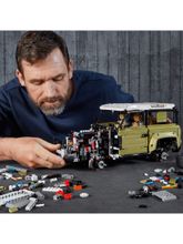 Конструктор LEGO Technic 42110 Land Rover Defender