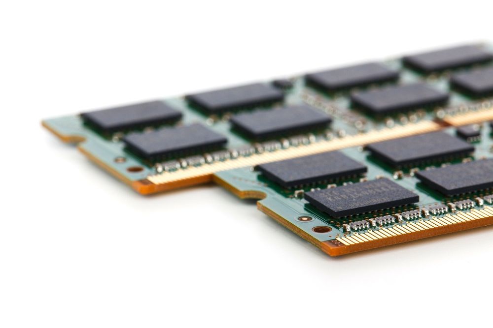 Оперативная память IBM 1024MB SDRAM PC2100 ECC DDR Reg для серверов xSeries 235.345 38L4031