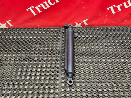 Цилиндр подъема кабины 2018г