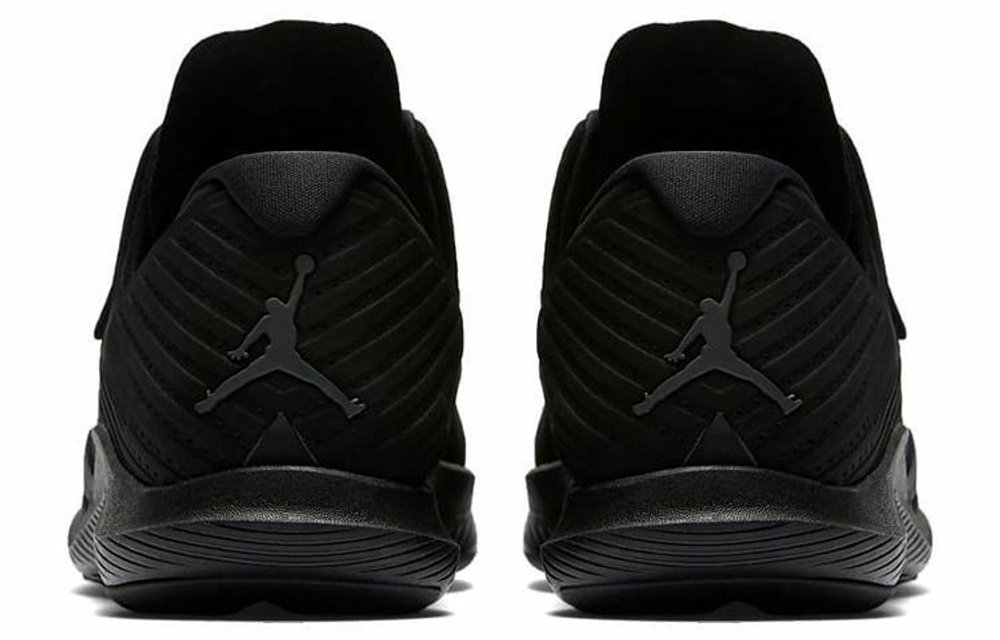 Кроссовки Jordan Relentless