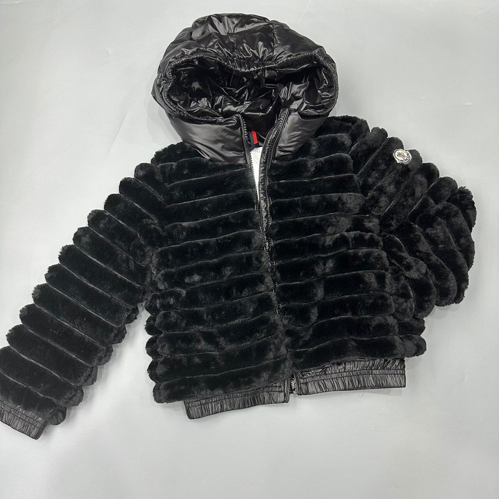 Шуба Moncler