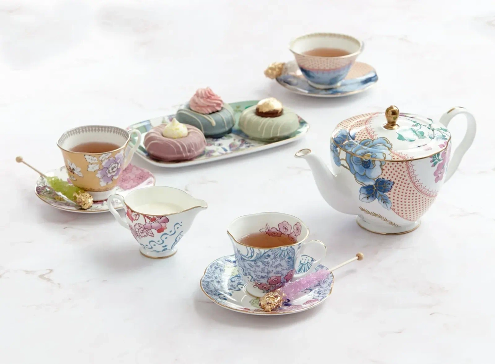 Wedgwood Чайная чашка Butterfly Yellow 180 мл с блюдцем