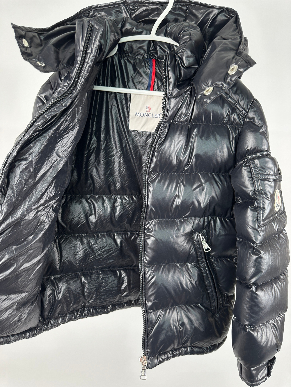 Пуховик Moncler