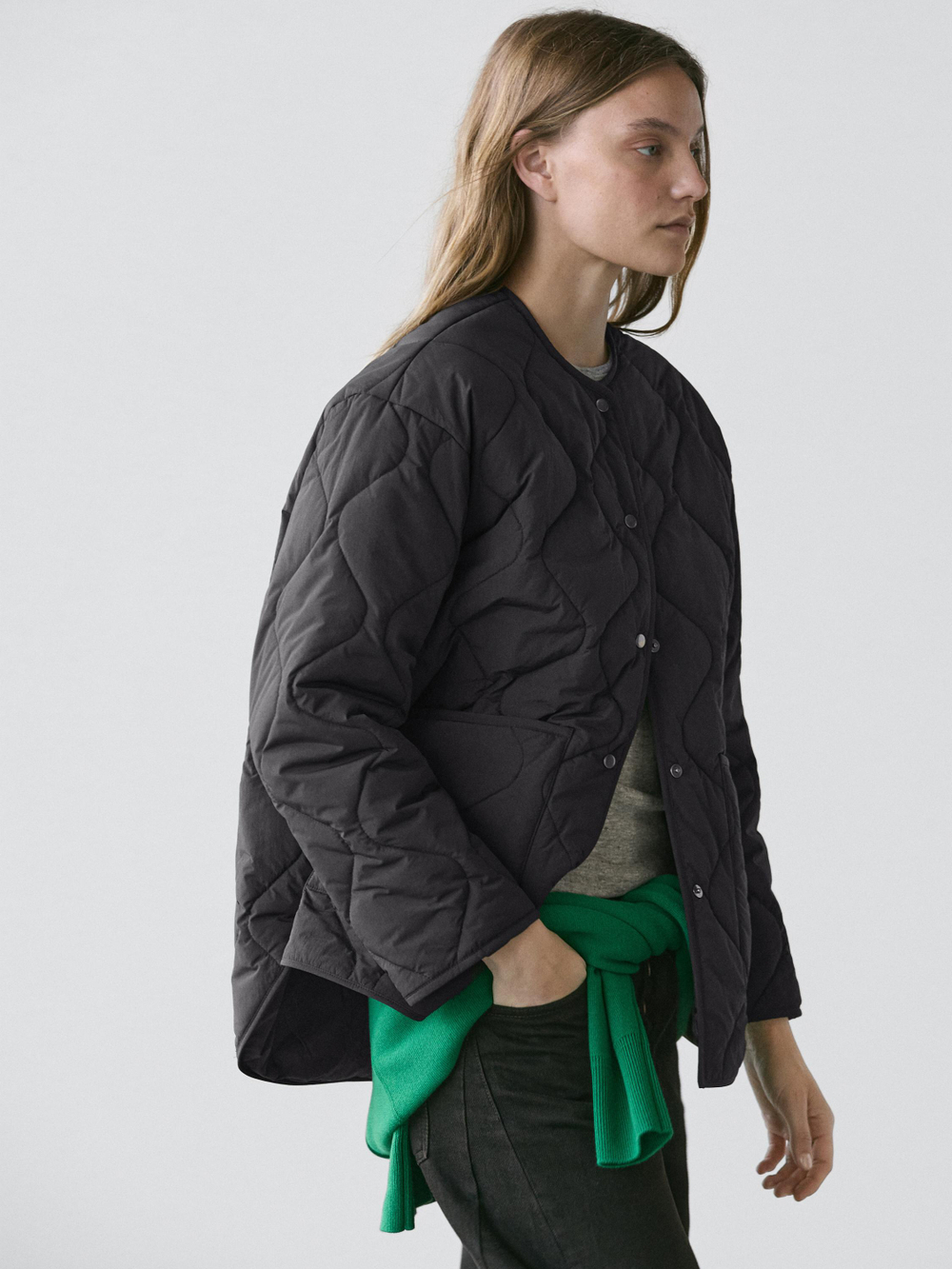 Massimo Dutti Стеганая куртка-накидка, черный