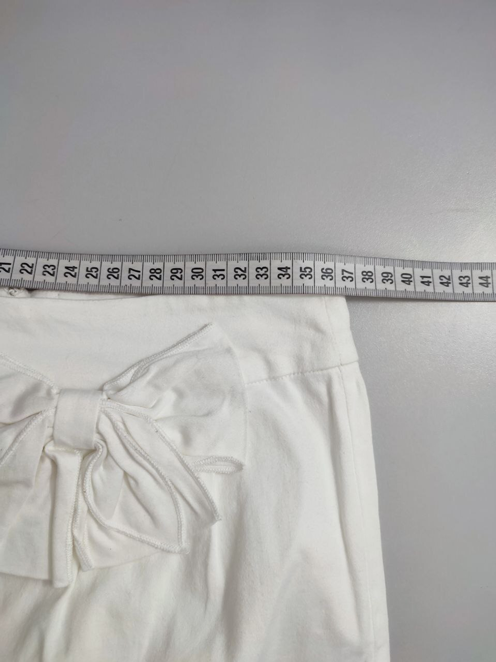 Юбка белая с бантом 42 размер