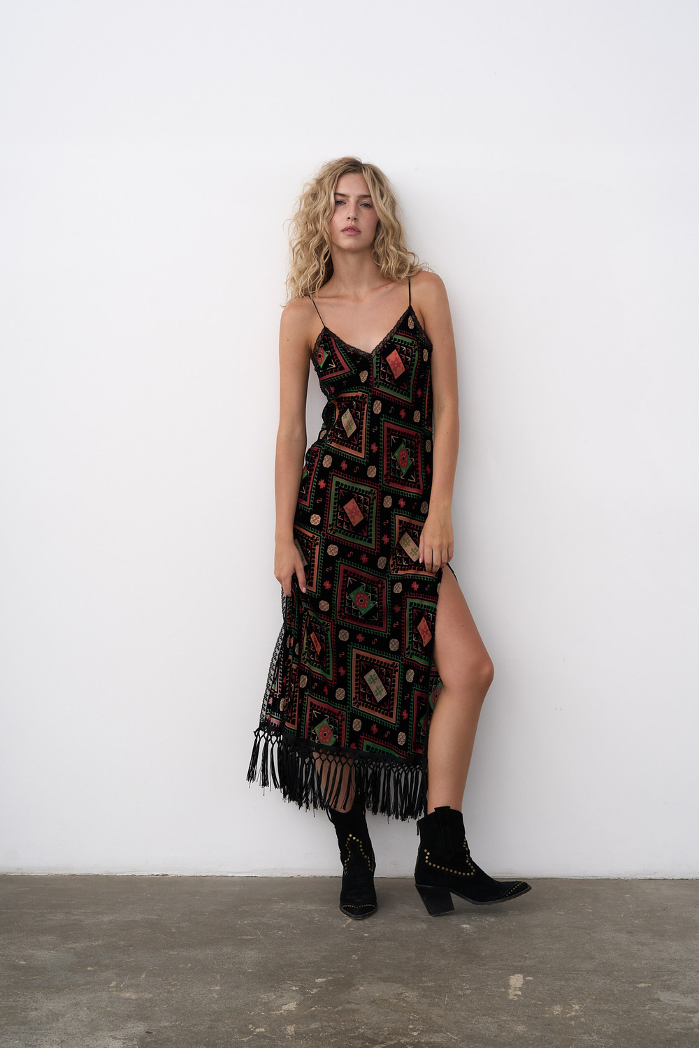 Платье-комбинация с бахромой