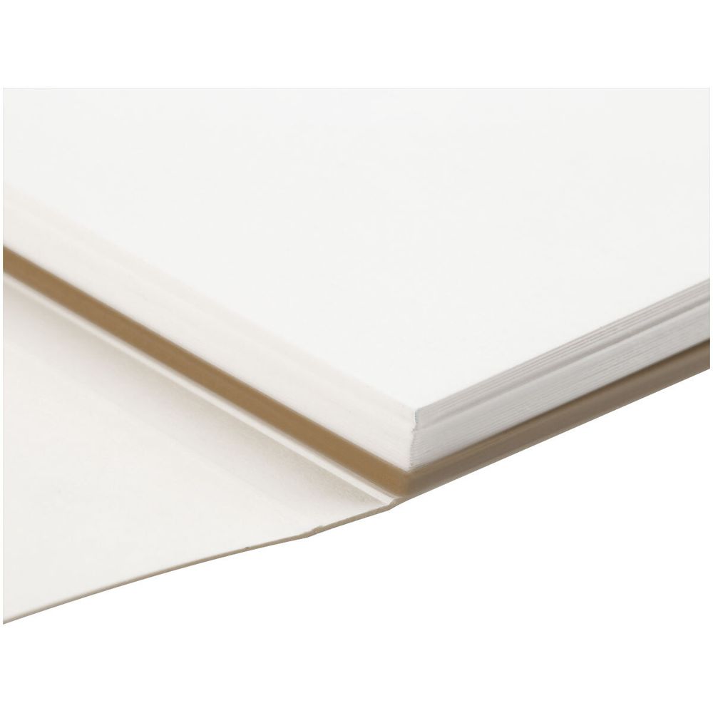 Скетчбук А5 20 л. клеевой край, пл.200 гр/м2, белая бумага BG Бабочка