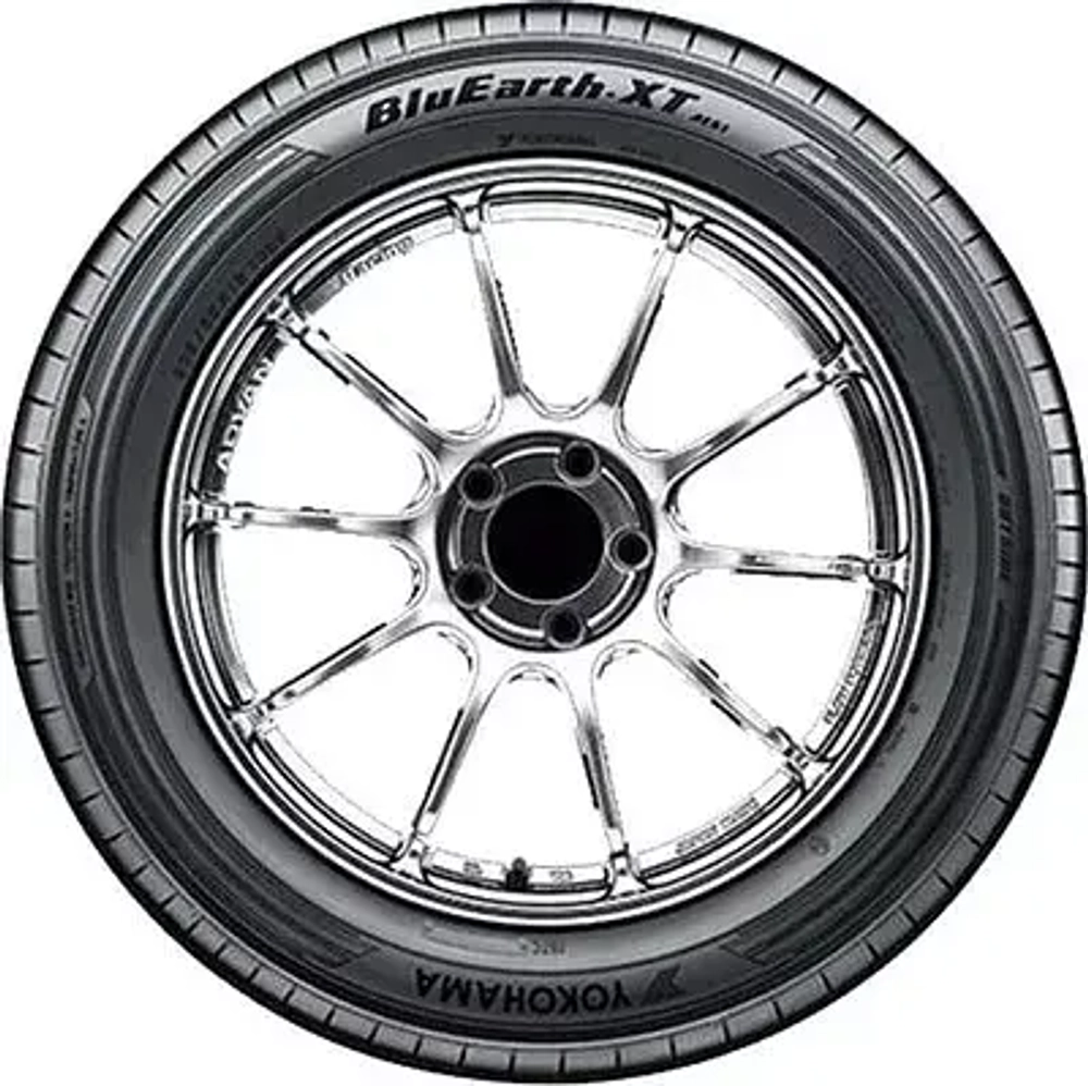 Yokohama Bluearth-XT AE61 225/60 R17 99V