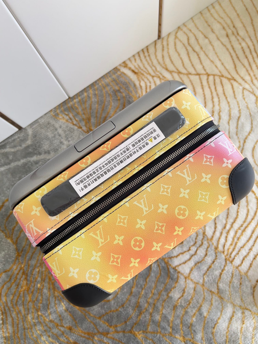 Louis Vuitton Horizon 55 Suitcase