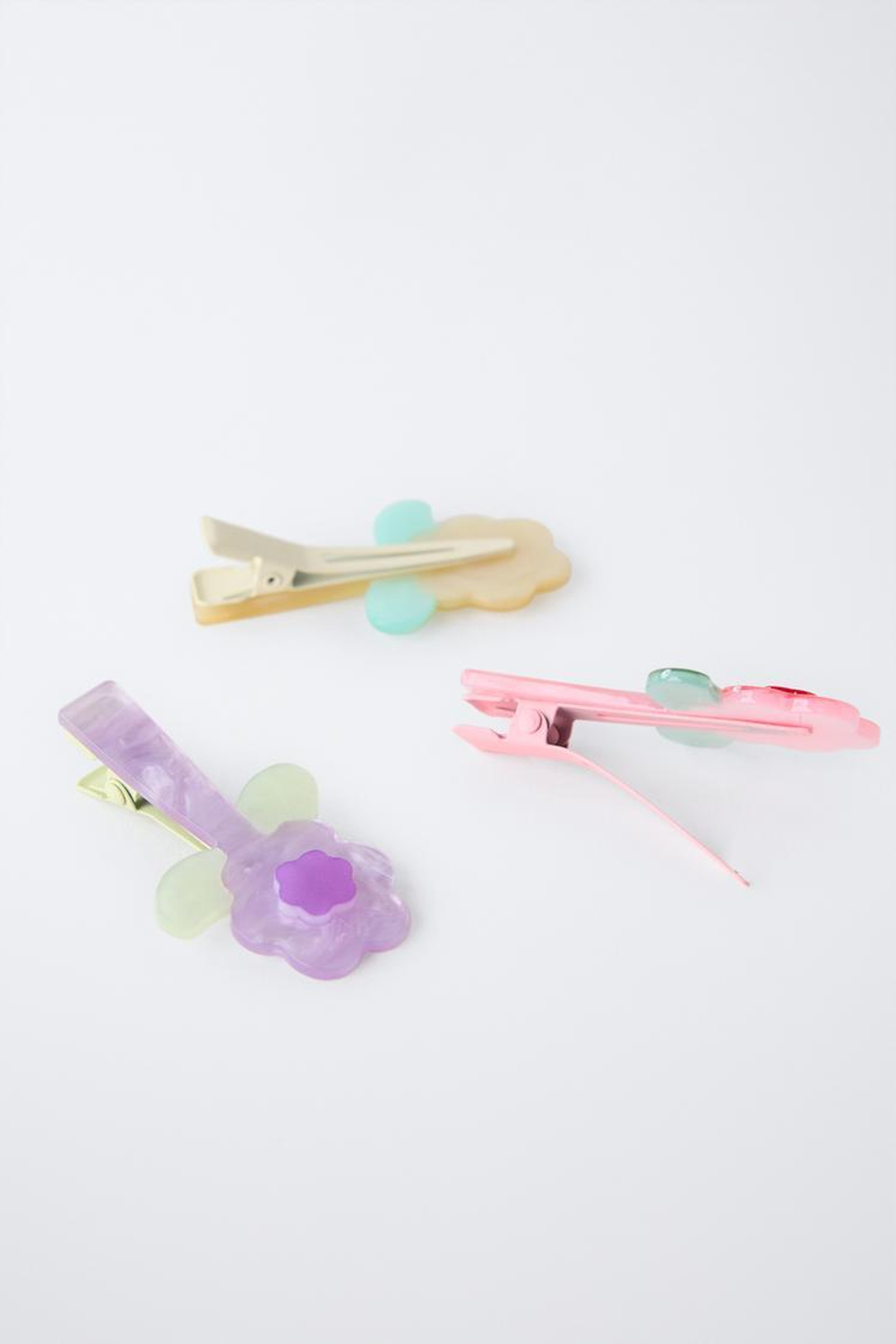 ZARA НАБОР ИЗ 3 ЗАКОЛОК ДЛЯ ВОЛОС С ЦВЕТОЧНЫМИ ДЕТАЛЯМ, РАЗНОЦВЕТНЫЙ