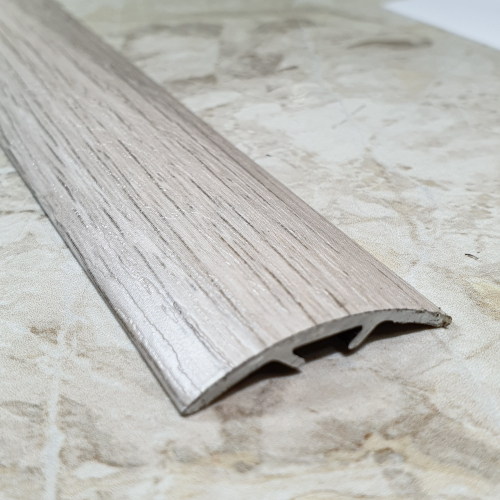 Порог-стык 30мм "DO-4" 0,9м Дуб корейский (44) ламинир. алюм.