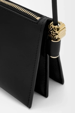 Loewe Сумка Joya из телячьей кожи наппа, черный