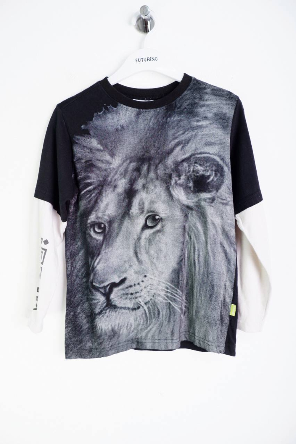 Лонг BPC со стильным принтом, визуально на 8/9 лет