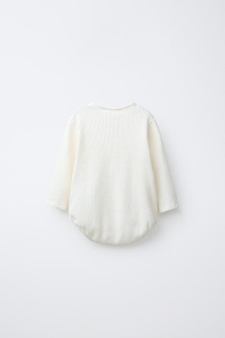 ZARA БОДИ ИЗ РИФЛЕНОГО ТРИКОТАЖА С ВОРОТНИКОМ НА ПУГОВИЦАХ, ЭКРЮ