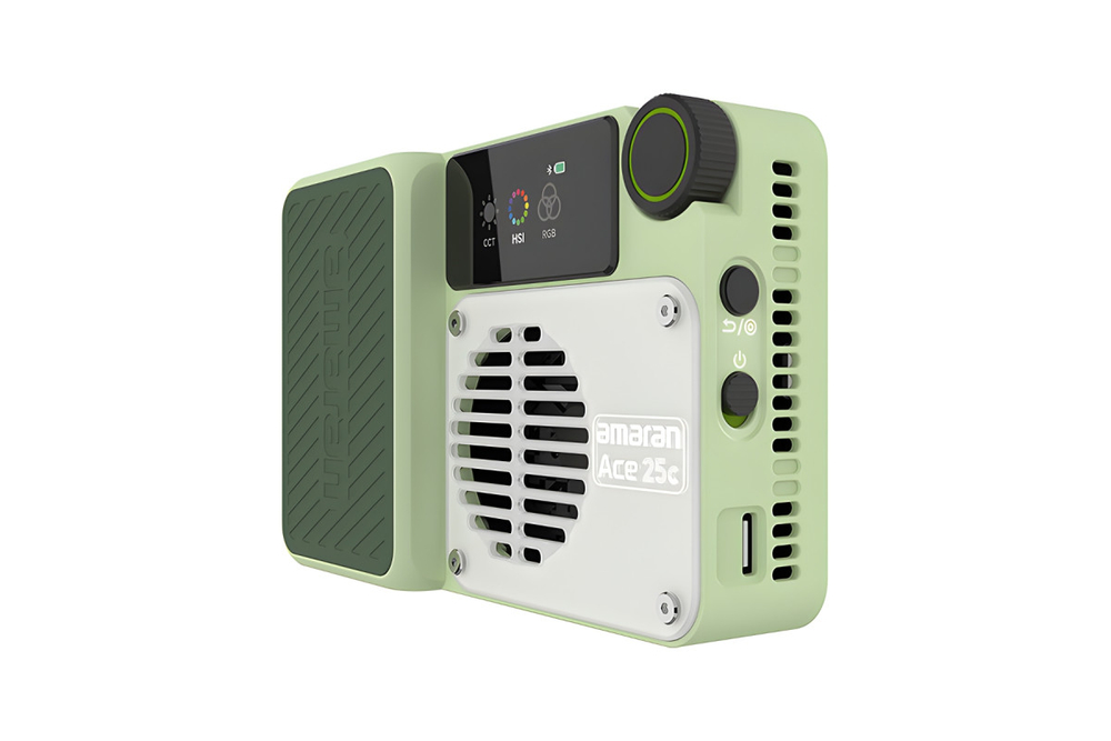 Осветитель Aputure Amaran Ace 25c kit, зеленый