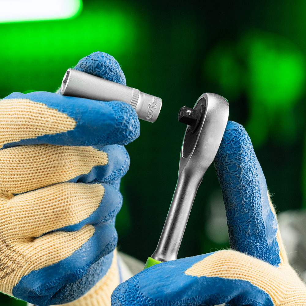 Ключ-трещотка 1/4", 45 зубьев, с быстрым сбросом, матовый хром Сибртех