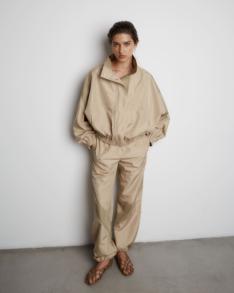 Куртка из шелка бежевый/хаки