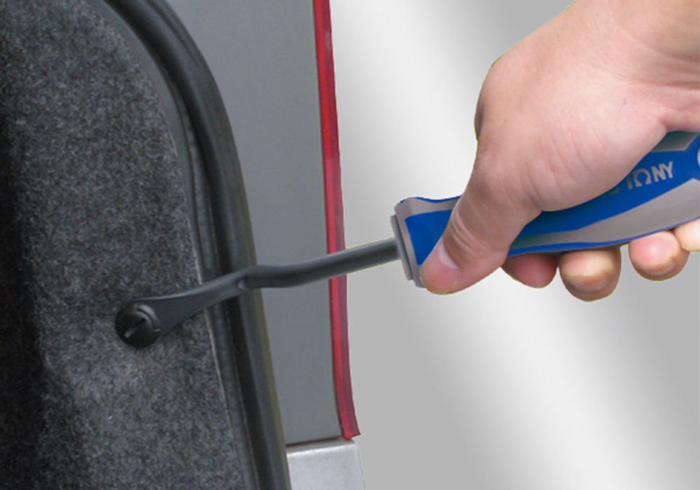 KING TONY (48280180) Съемник клипс обшивки салона 100 мм, зев 6,35 мм