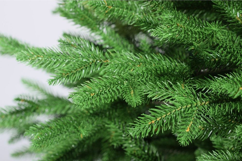 Ель искусственная «Лесная красавица» (Литая хвоя) 150 см / 1,5 м
