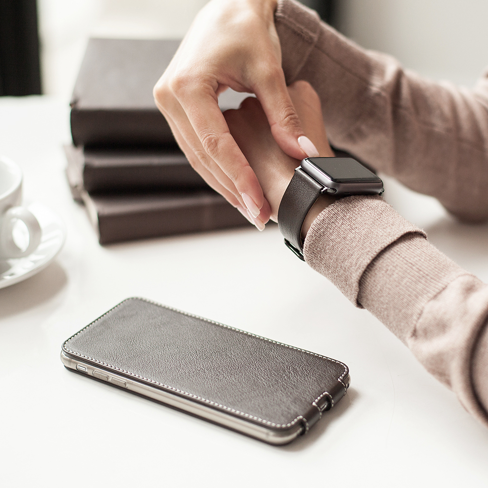 Ремешок для Apple Watch 44/45/46 mm из кожи теленка, темно-коричневого цвета