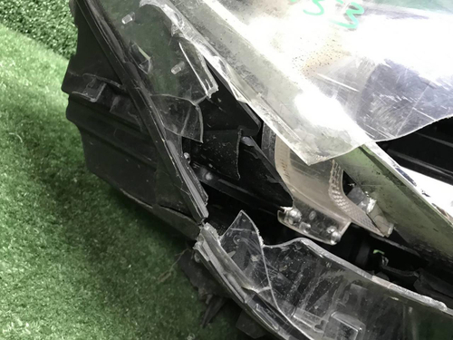 Битая Фара правая BMW X3 G01 (17-21) Adaptive LED