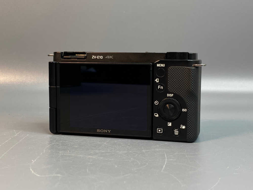 Sony ZV-E10 kit 16-50mm 500 кадров